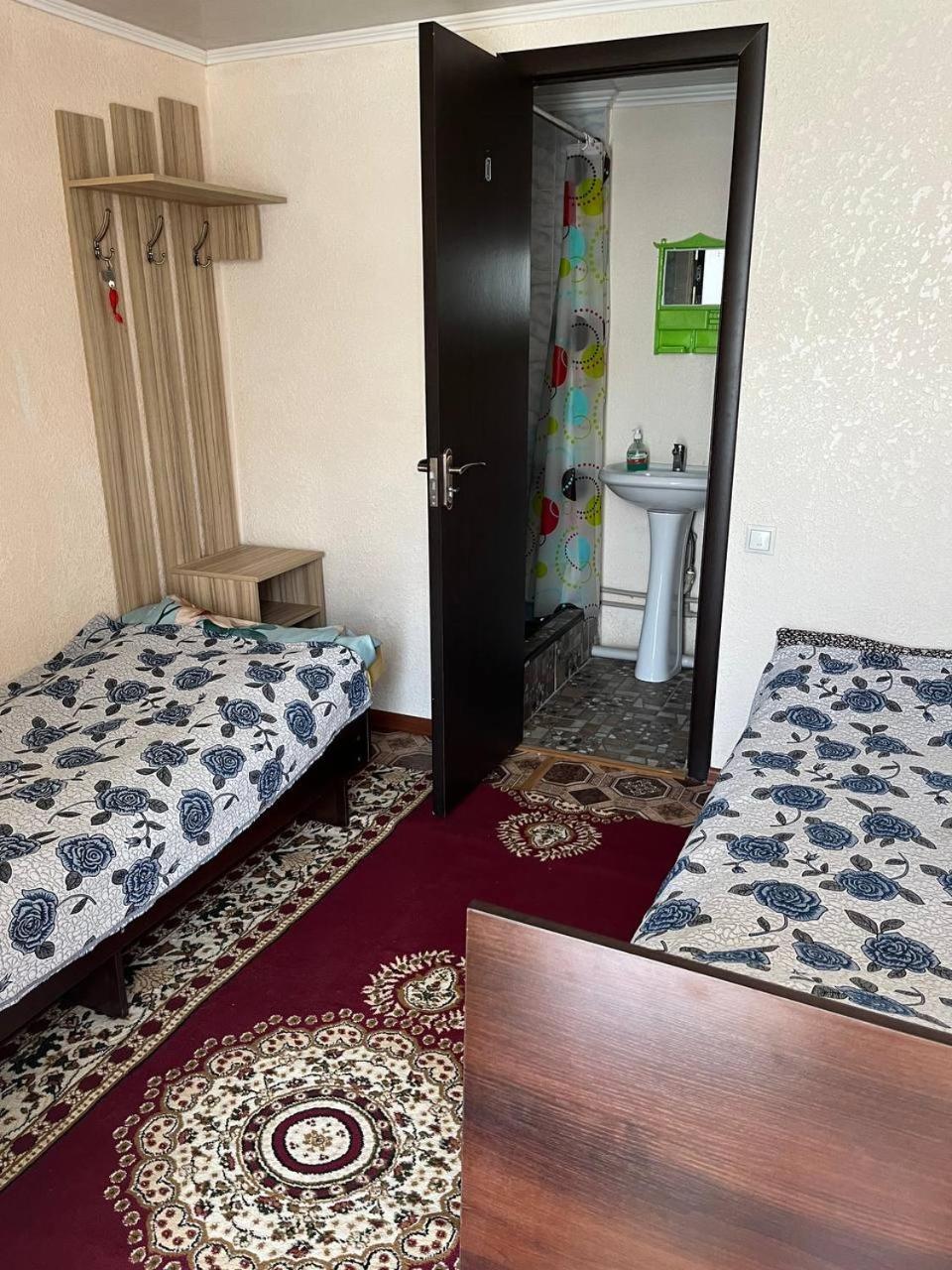 "Bilim" Guest House Tamchy 外观 照片