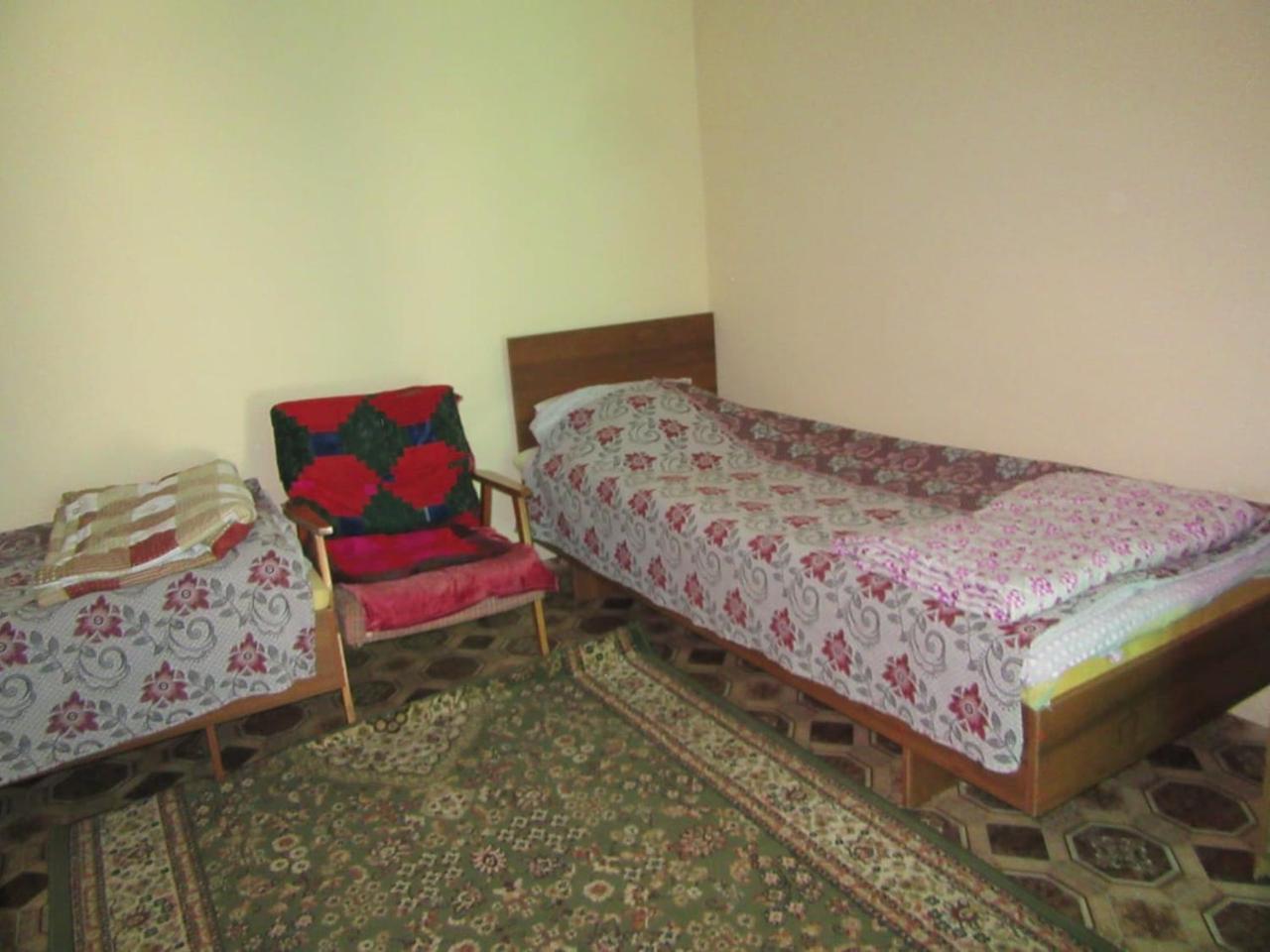 "Bilim" Guest House Tamchy 外观 照片